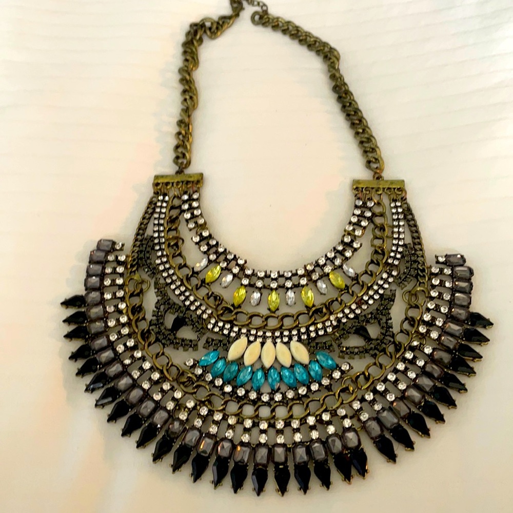 Statement necklace